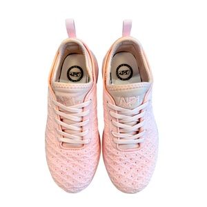 APL TECHLOOM PHANTOM “BLEACH PINK”